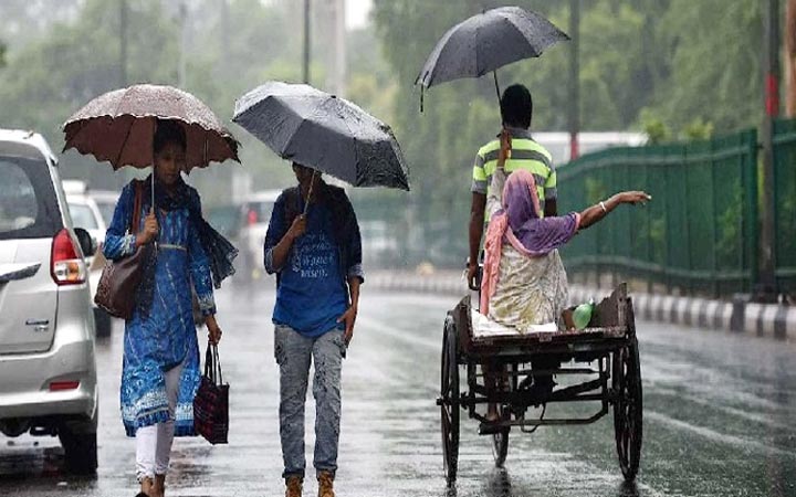 তাপমাত্রা কমছে, বৃষ্টির সম্ভাবনা